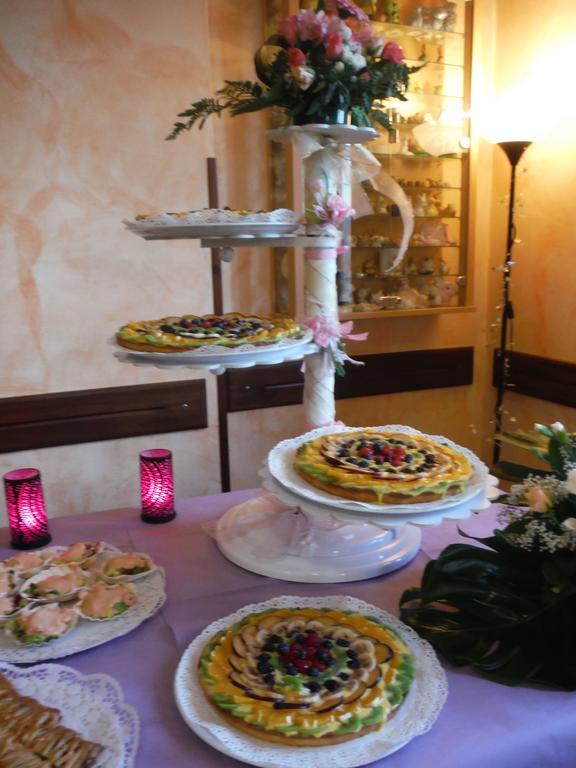 Hotel Ristorante La Bruceta Cremolino Exterior photo